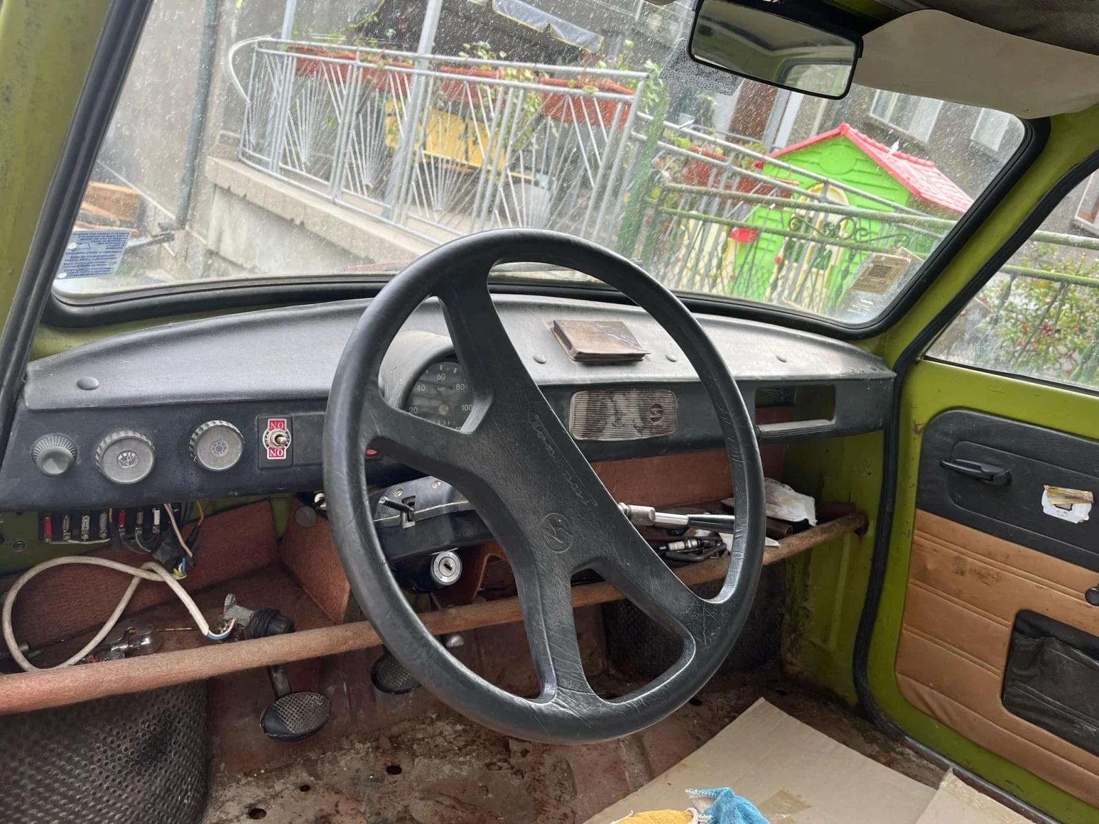 Trabant Combi, снимка 3 - Автомобили и джипове - 55615177