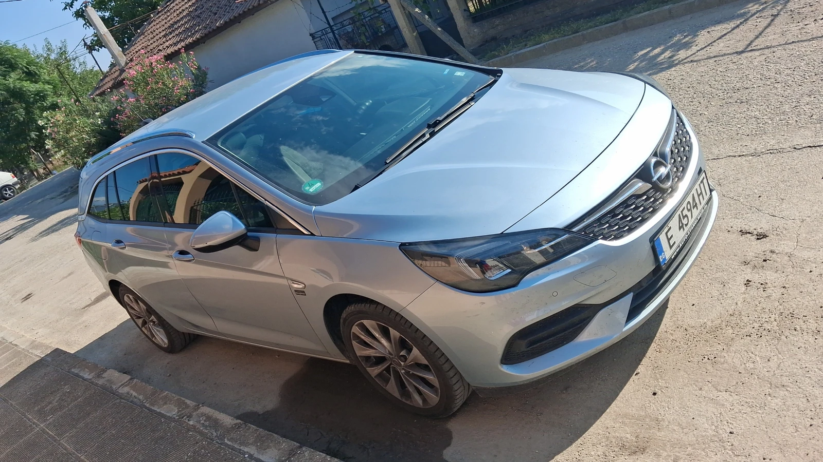 Opel Astra, снимка 3 - Автомобили и джипове - 56436570