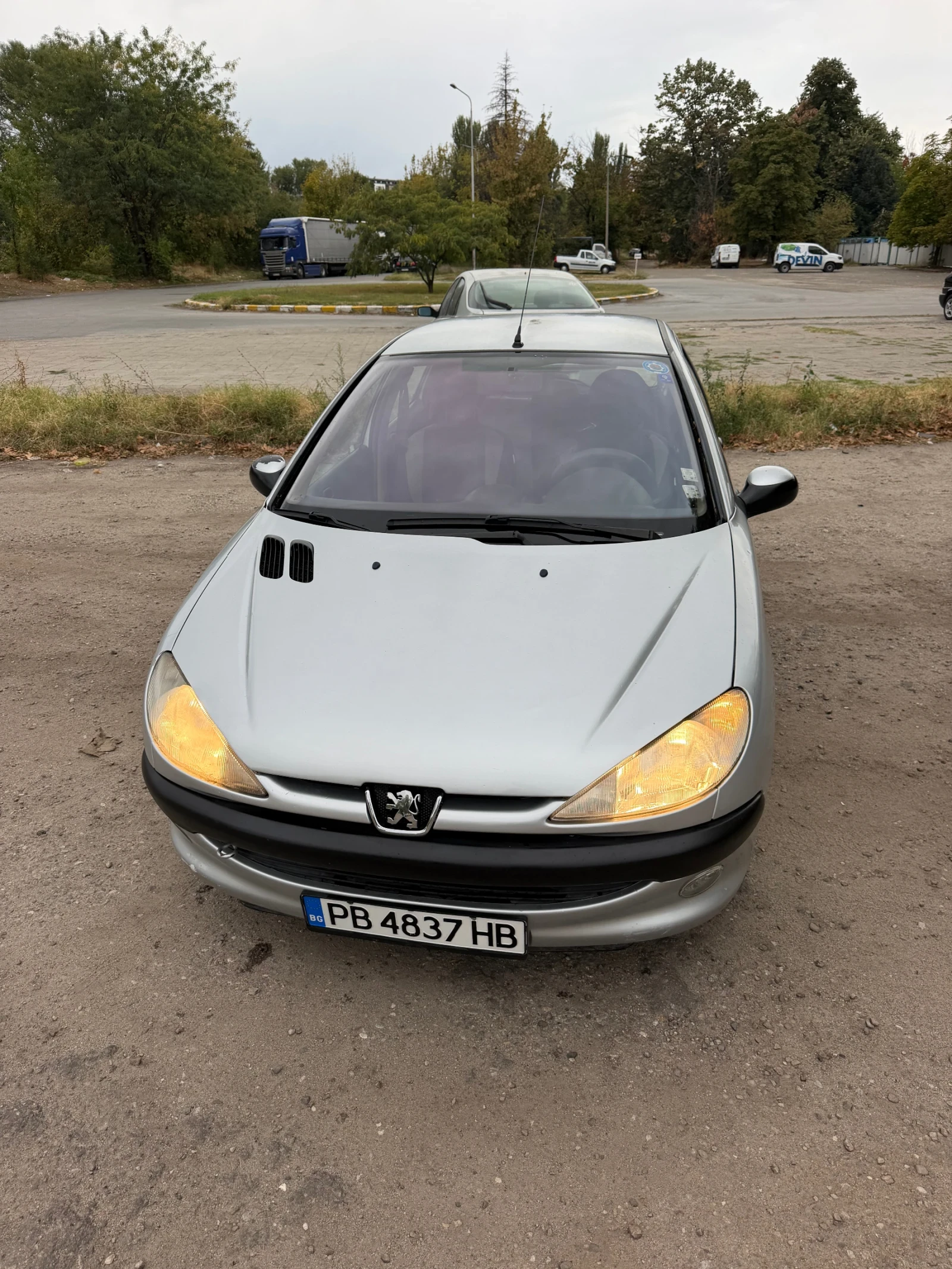 Peugeot 206
