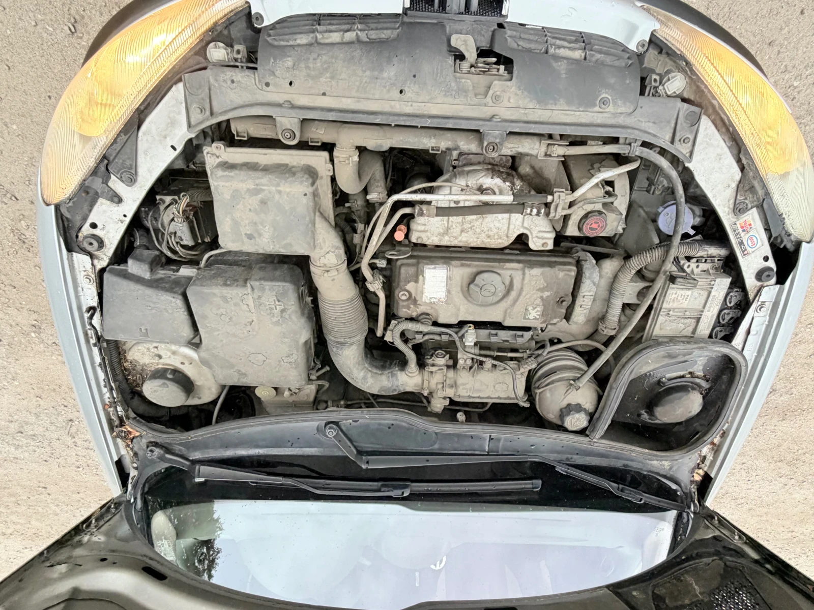 Peugeot 206, снимка 10 - Автомобили и джипове - 56185993