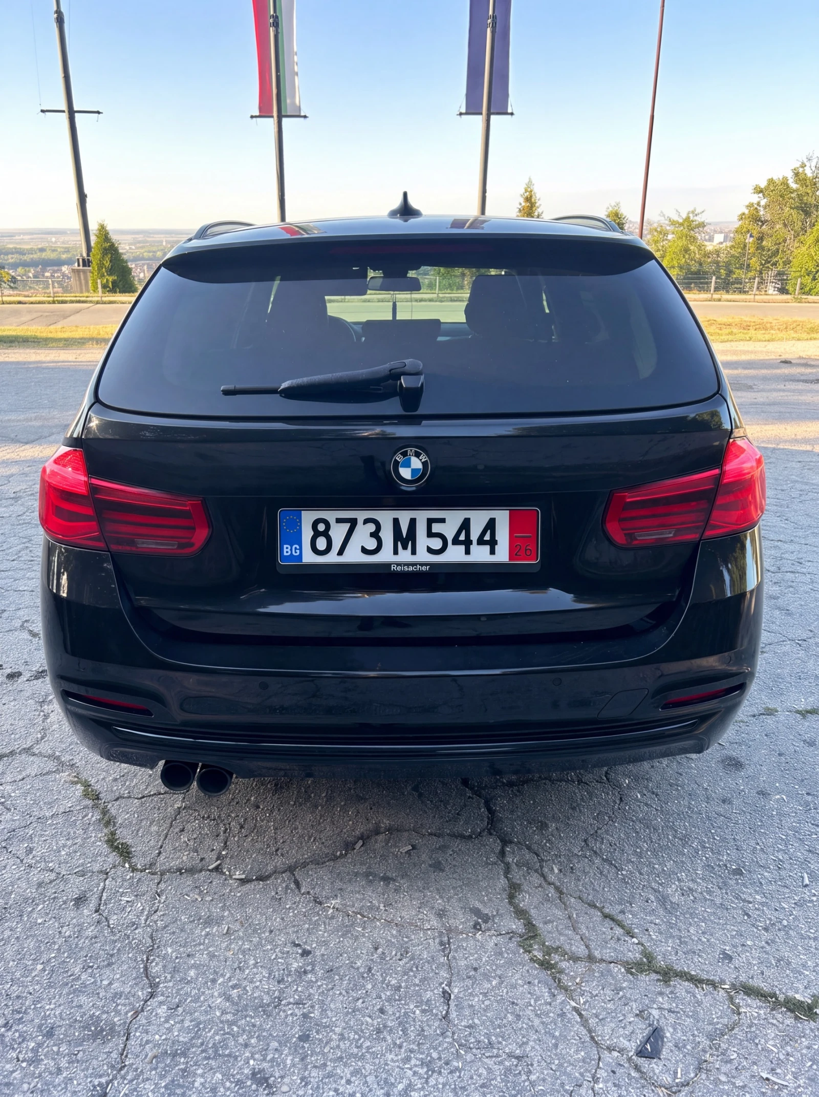 BMW 320 D, снимка 3 - Автомобили и джипове - 56217261