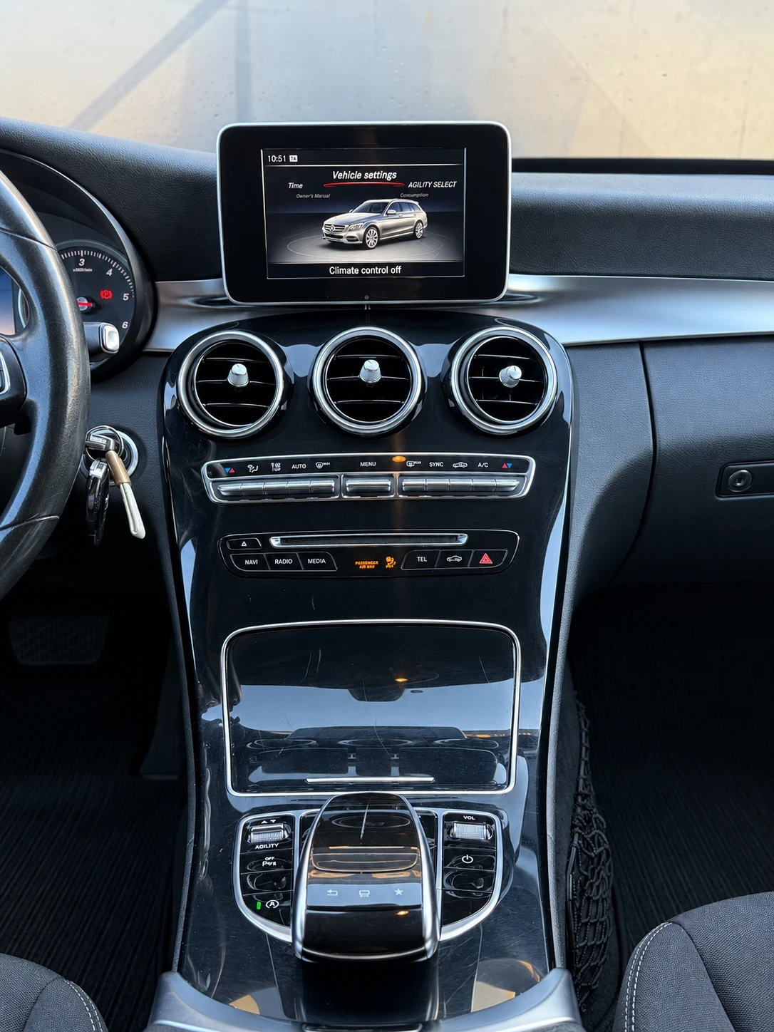 Mercedes-Benz C 180 FULL LED| 7G| NAVI| TOP| СОБСТВЕН ЛИЗИНГ, снимка 10 - Автомобили и джипове - 56220618