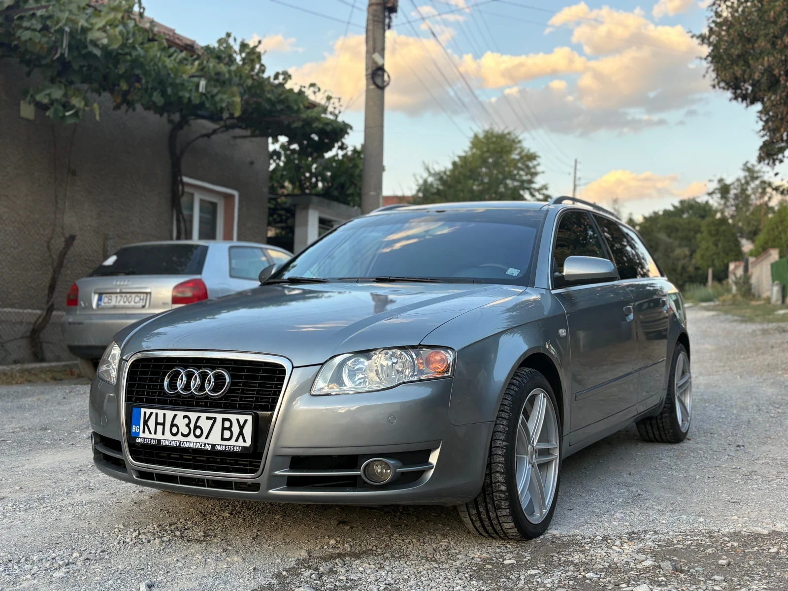 Audi A4, снимка 3 - Автомобили и джипове - 56412122