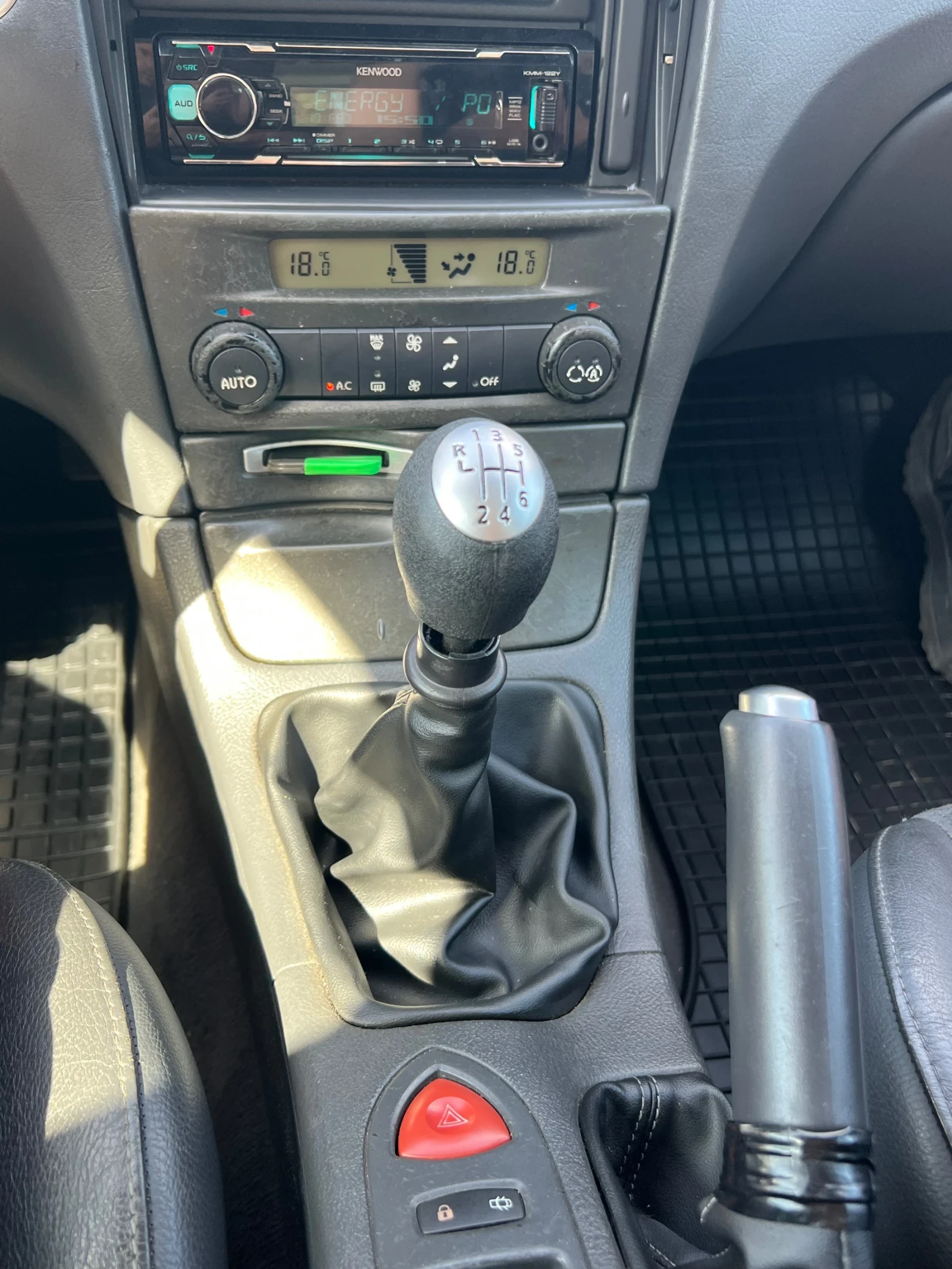 Renault Laguna, снимка 12 - Автомобили и джипове - 56550158