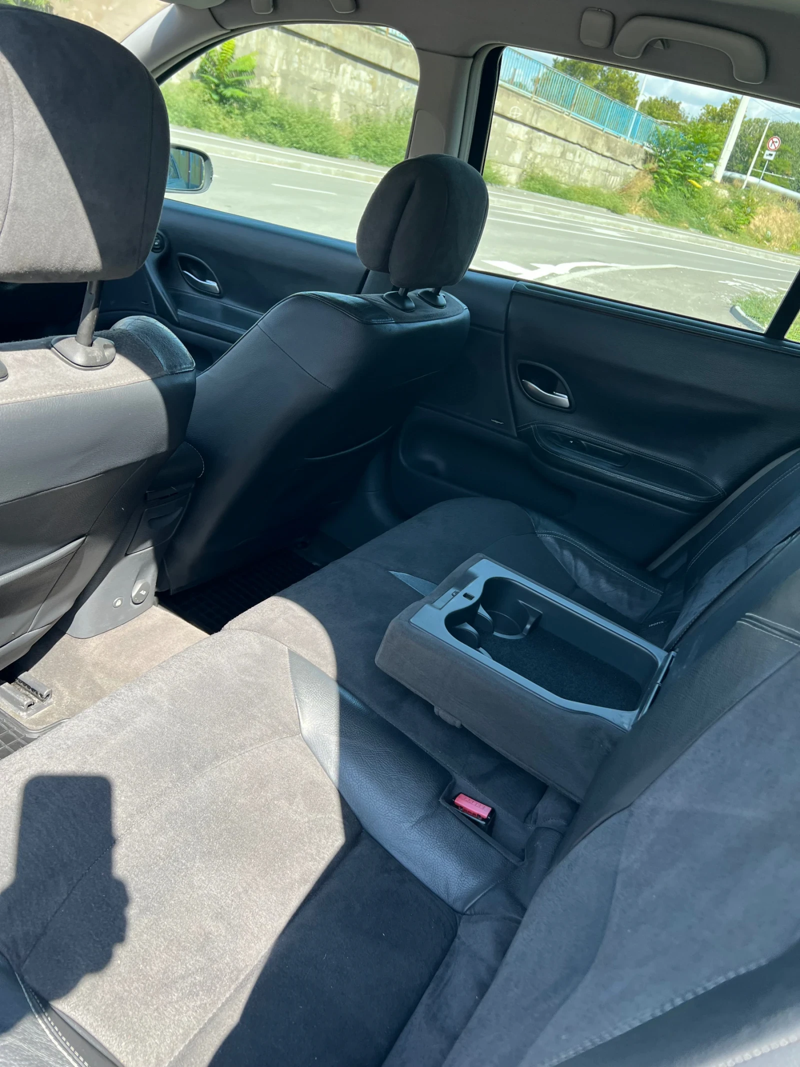 Renault Laguna, снимка 10 - Автомобили и джипове - 56550158