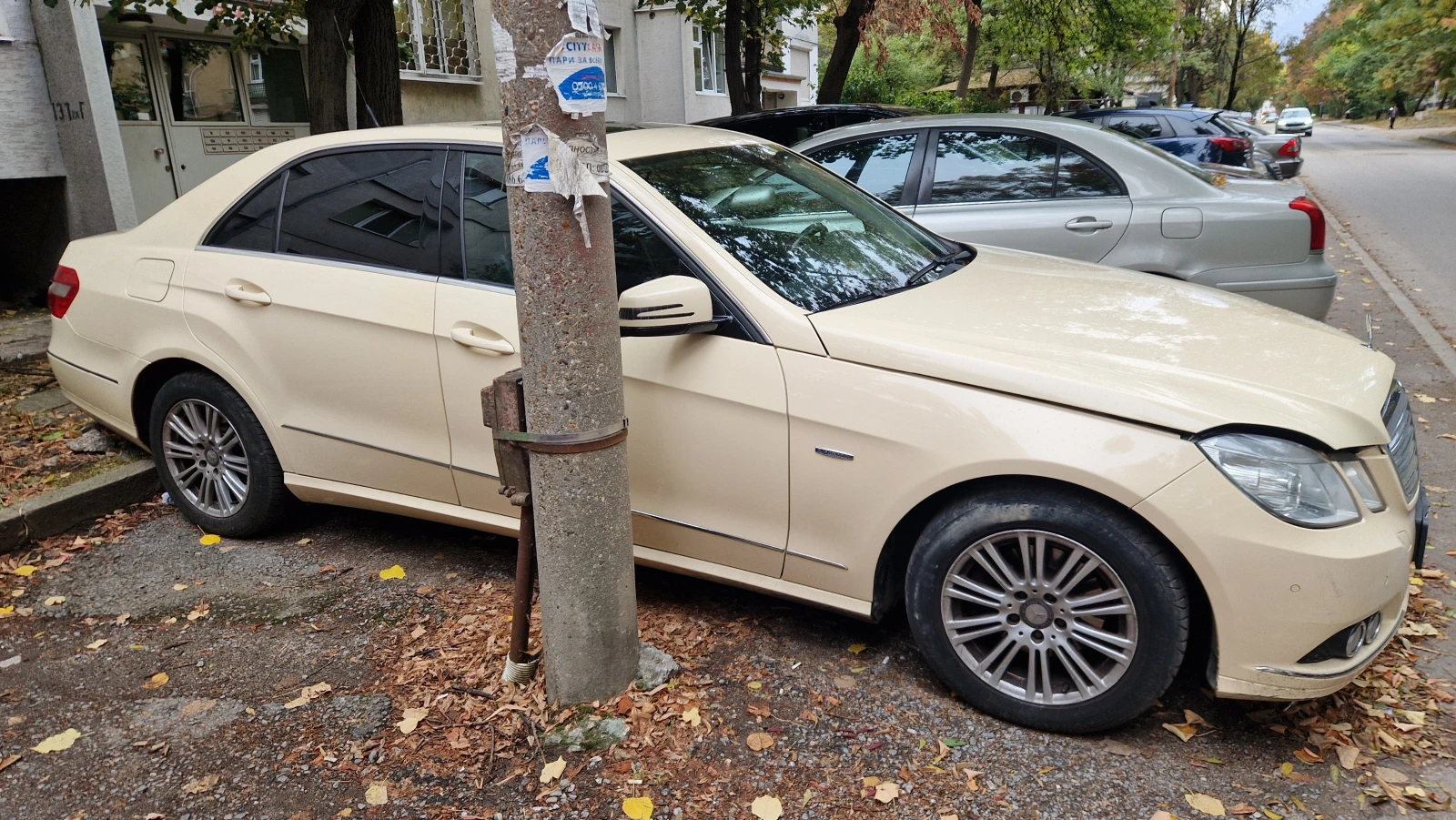 Mercedes-Benz E 200 cdi, снимка 3 - Автомобили и джипове - 56550288
