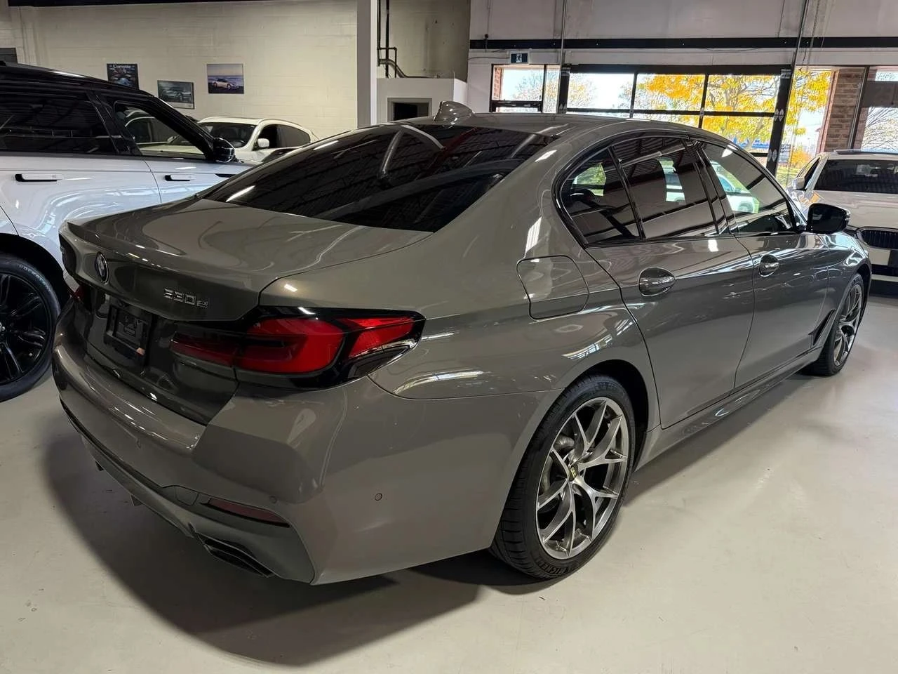 BMW 530E, снимка 4 - Автомобили и джипове - 56689566