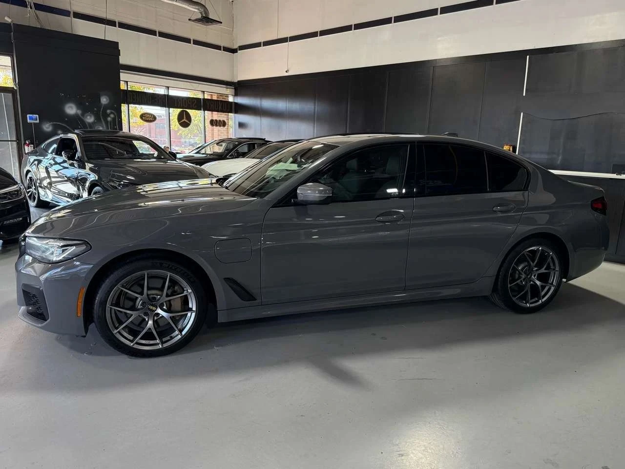 BMW 530E, снимка 6 - Автомобили и джипове - 56689566