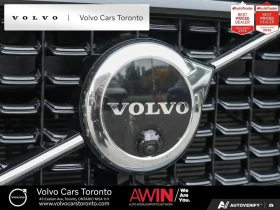 Volvo XC40 Plus Dark Theme All Wheel Drive, снимка 9