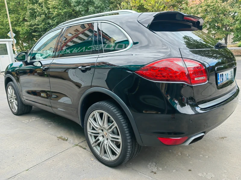 Porsche Cayenne 3.0, снимка 3 - Автомобили и джипове - 47286072