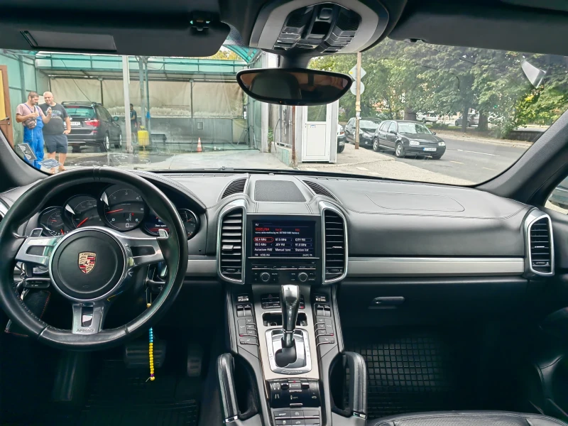 Porsche Cayenne 3.0, снимка 6 - Автомобили и джипове - 47286072