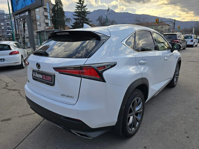 Lexus NX 300 2.0 BENZ, снимка 2 - Автомобили и джипове - 48953885