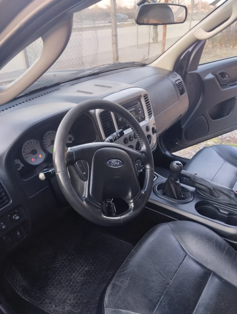 Ford Maverick 2.3i klima, снимка 8 - Автомобили и джипове - 49339136