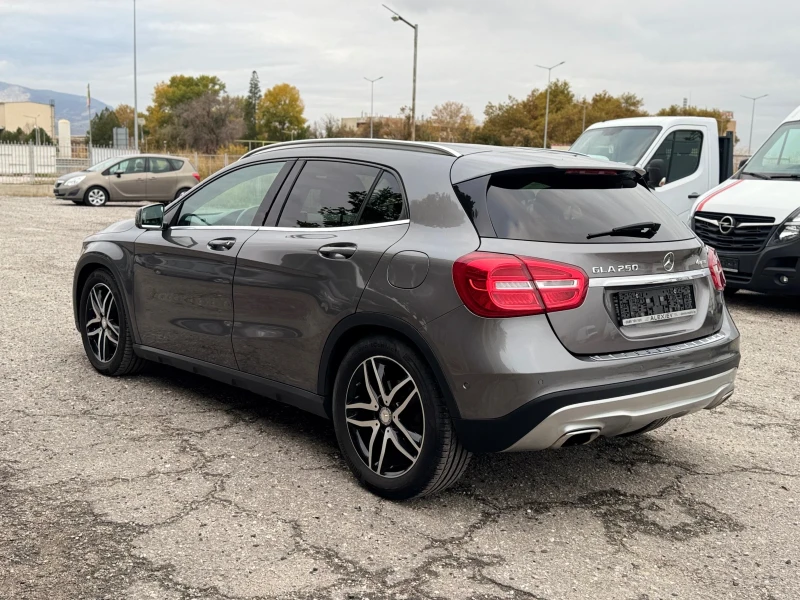 Mercedes-Benz GLA 250 4-Matic 211к.с Swiss, снимка 6 - Автомобили и джипове - 52403579