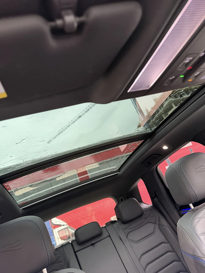 VW Touareg R 3.0 V6 eHybrid 4MOTION, снимка 17 - Автомобили и джипове - 52892401
