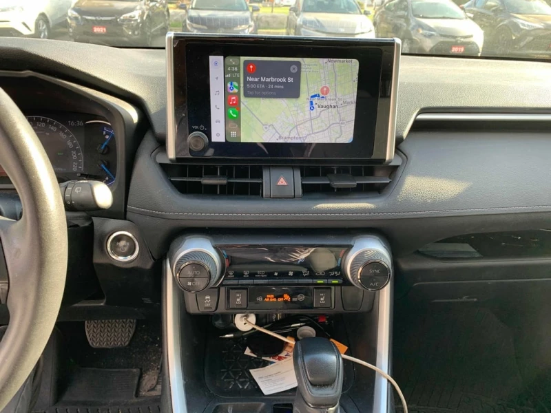 Toyota Rav4 * Hybrid XLE * CARFAX * БЕЗ ПЪРВОНАЧАЛНА ВНОСКА, снимка 9 - Автомобили и джипове - 53048107