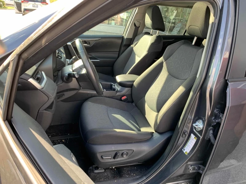 Toyota Rav4 * Hybrid XLE * CARFAX * БЕЗ ПЪРВОНАЧАЛНА ВНОСКА, снимка 11 - Автомобили и джипове - 53048107