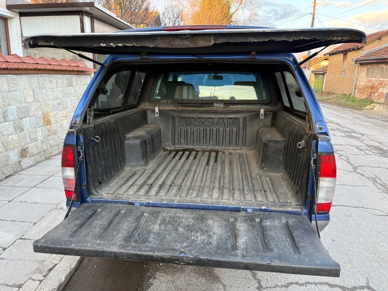 Nissan Navara, снимка 6 - Автомобили и джипове - 53404055