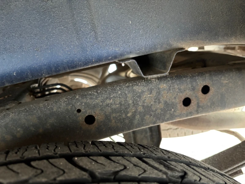 Nissan Navara, снимка 11 - Автомобили и джипове - 53404055