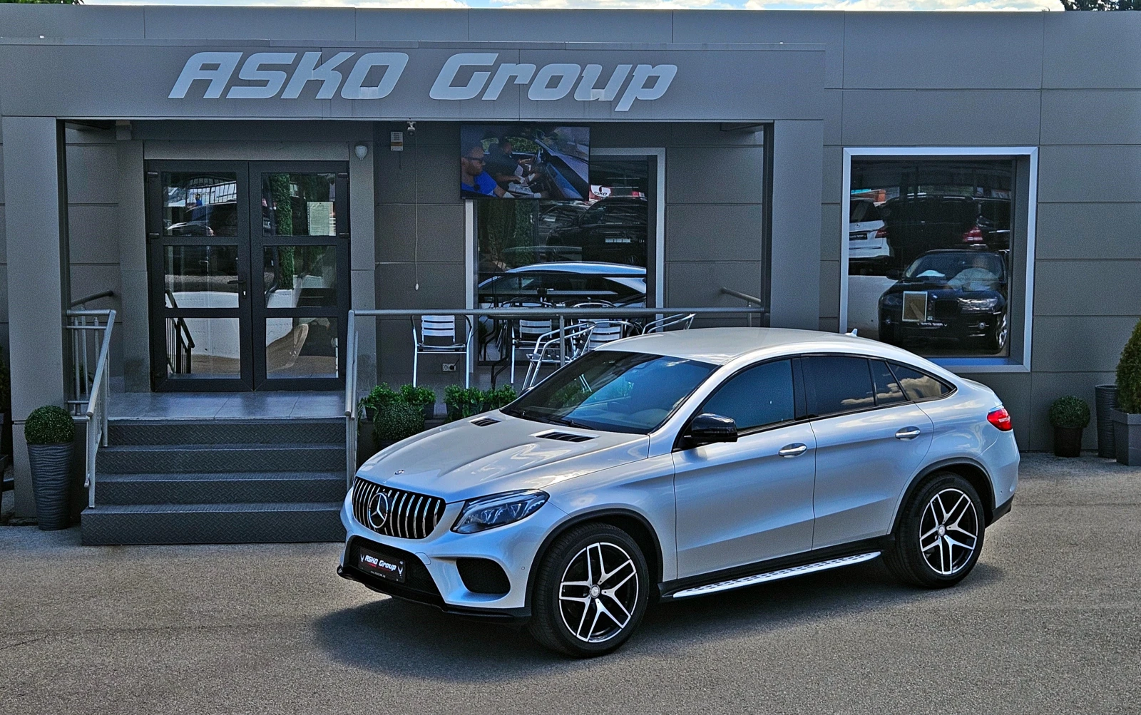 Mercedes-Benz GLE Coupe AMG/GERMANY/DISTR/360CAMERA/ПОДГРЕВ/AMBIENT/LIZING, снимка 17 - Автомобили и джипове - 50810974