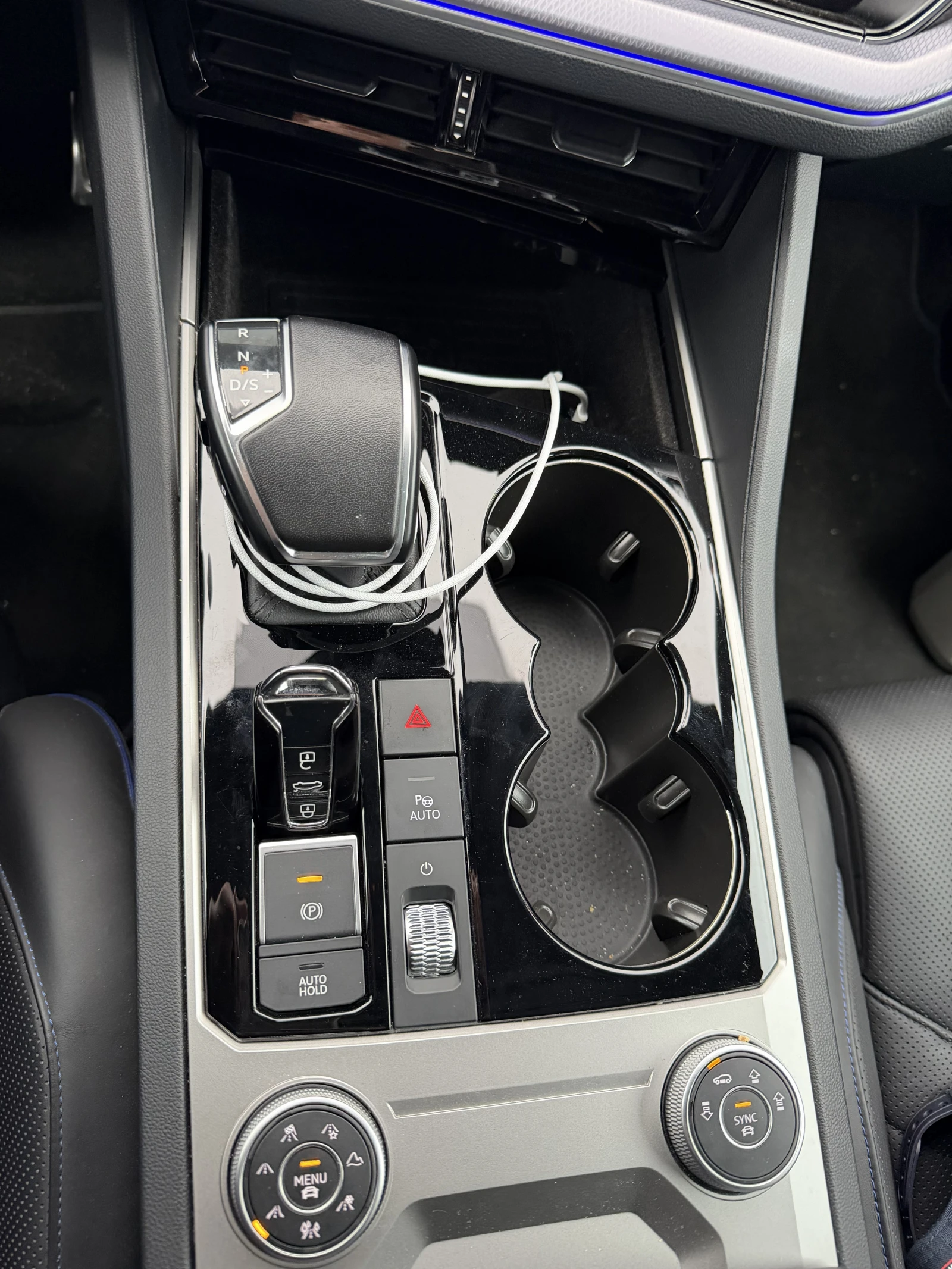 VW Touareg R 3.0 V6 eHybrid 4MOTION | Mobile.bg � ����������� 10