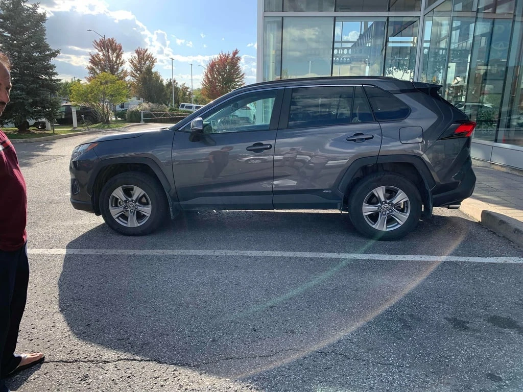 Toyota Rav4 * Hybrid XLE * CARFAX * ��� ������������ ������ | Mobile.bg � ����������� 2