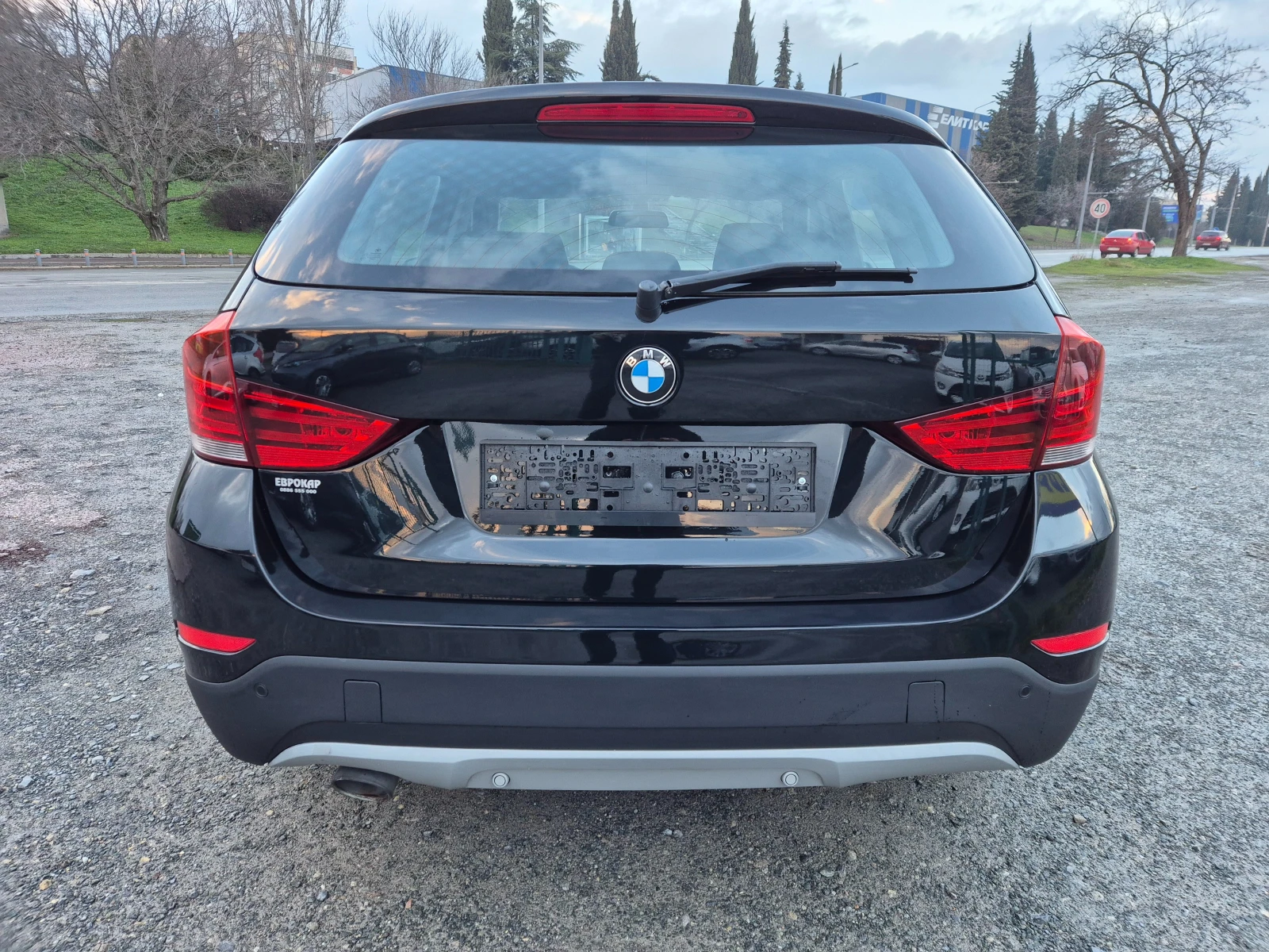 BMW X1 18d XDrive - изображение 4