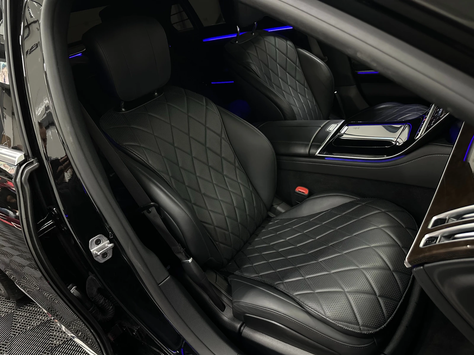 Mercedes-Benz S 580 * 4MATIC* ВАКУУМ* BURMESTER* ОБДУХ* 360* , снимка 13 - Автомобили и джипове - 53479915