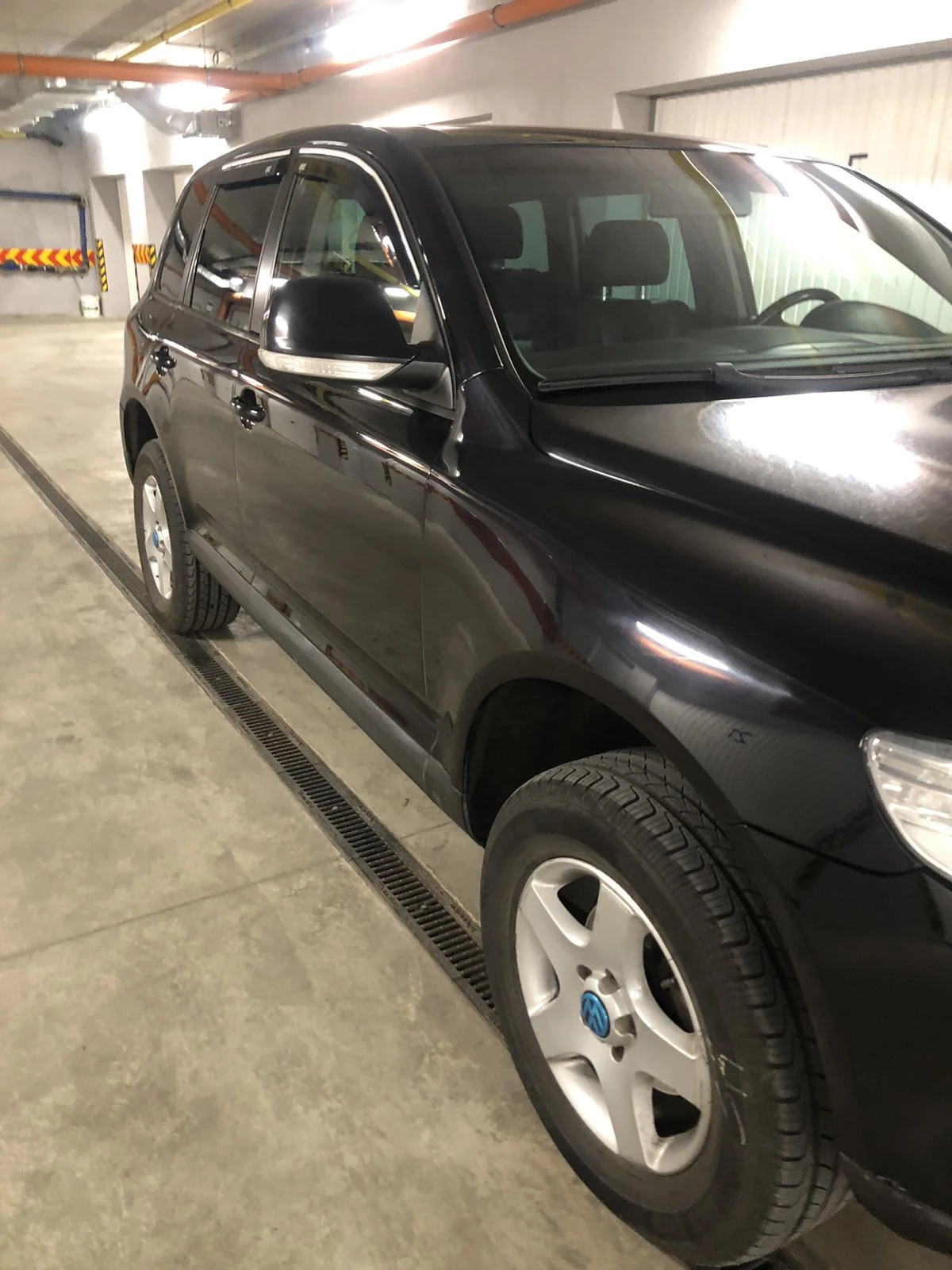 VW Touareg, снимка 5 - Автомобили и джипове - 54379571