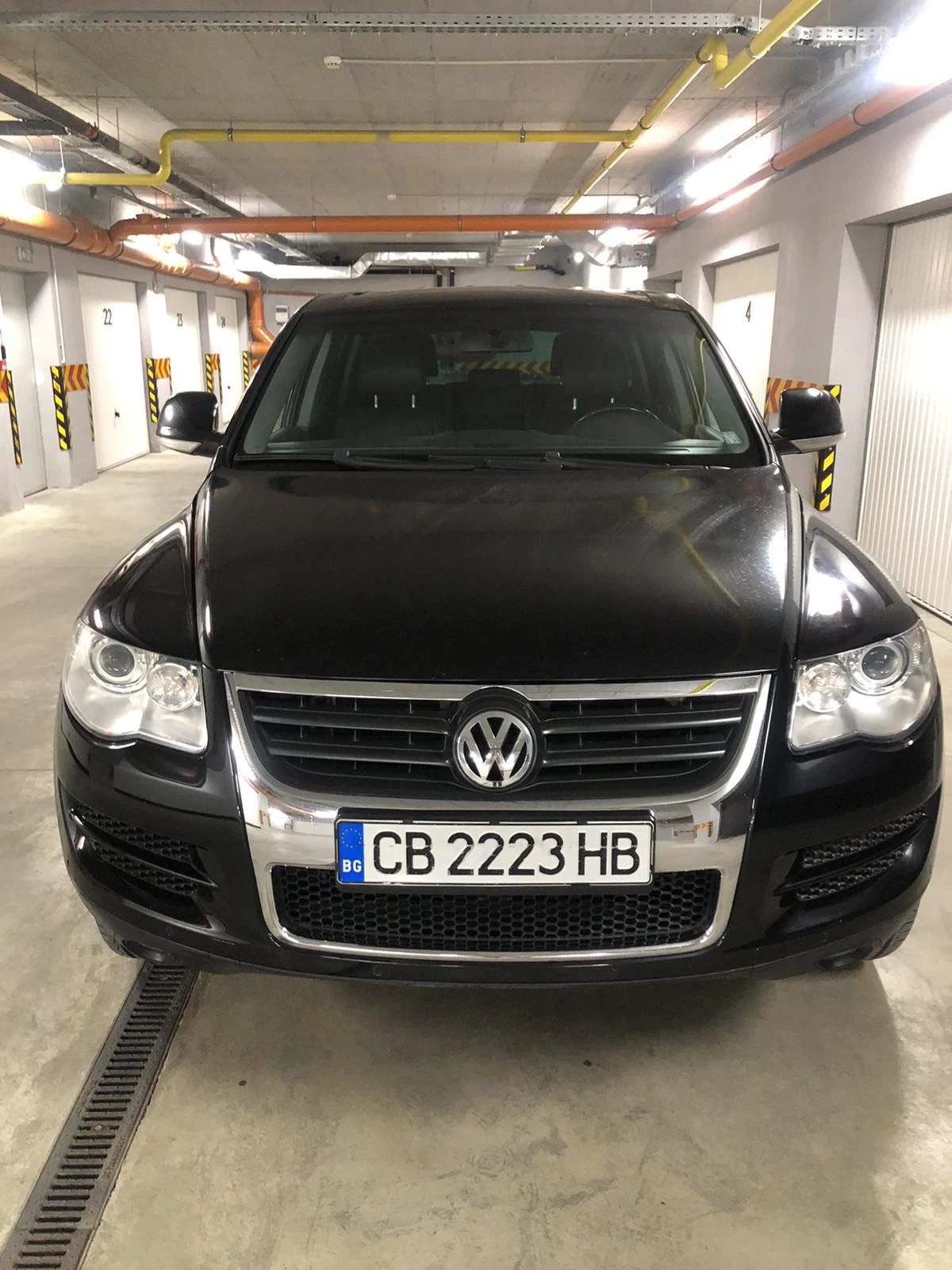 VW Touareg, снимка 2 - Автомобили и джипове - 54379571