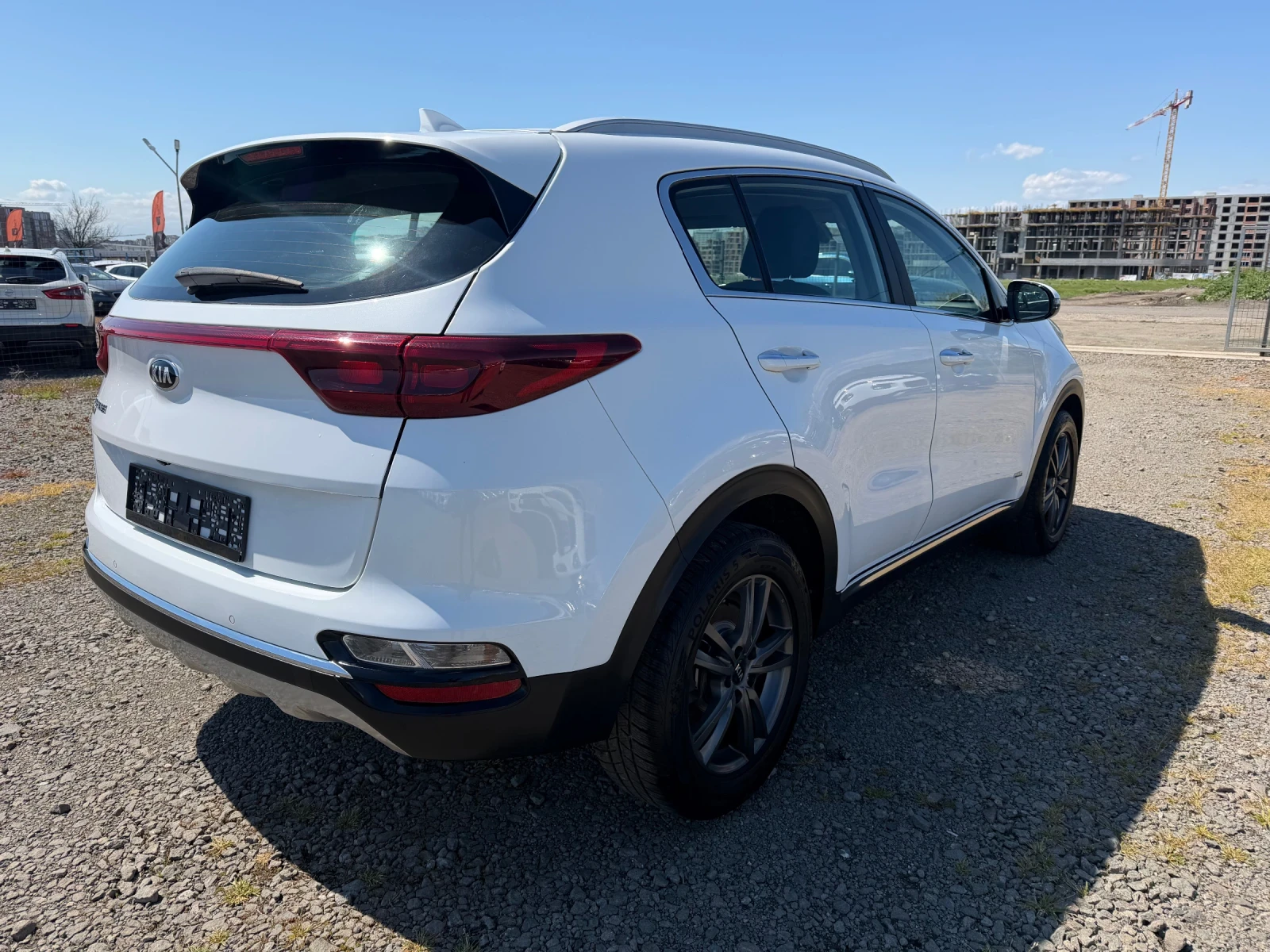 Kia Sportage 1.6 ШВЕЙЦАРИЯ 4х4 ТОП СЪСТОЯНИЕ, снимка 5 - Автомобили и джипове - 54391642
