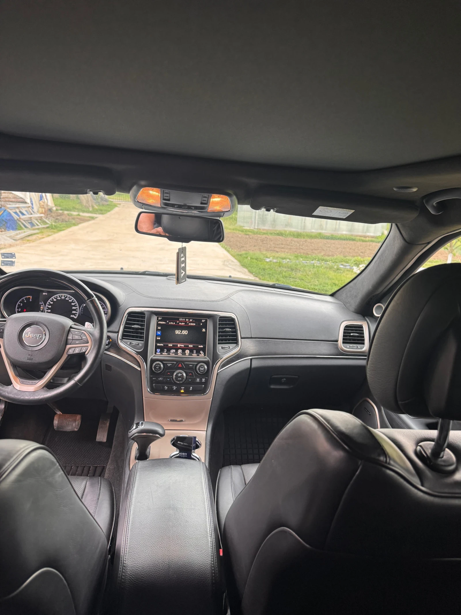 Jeep Grand cherokee SUMMIT, снимка 10 - Автомобили и джипове - 54494122