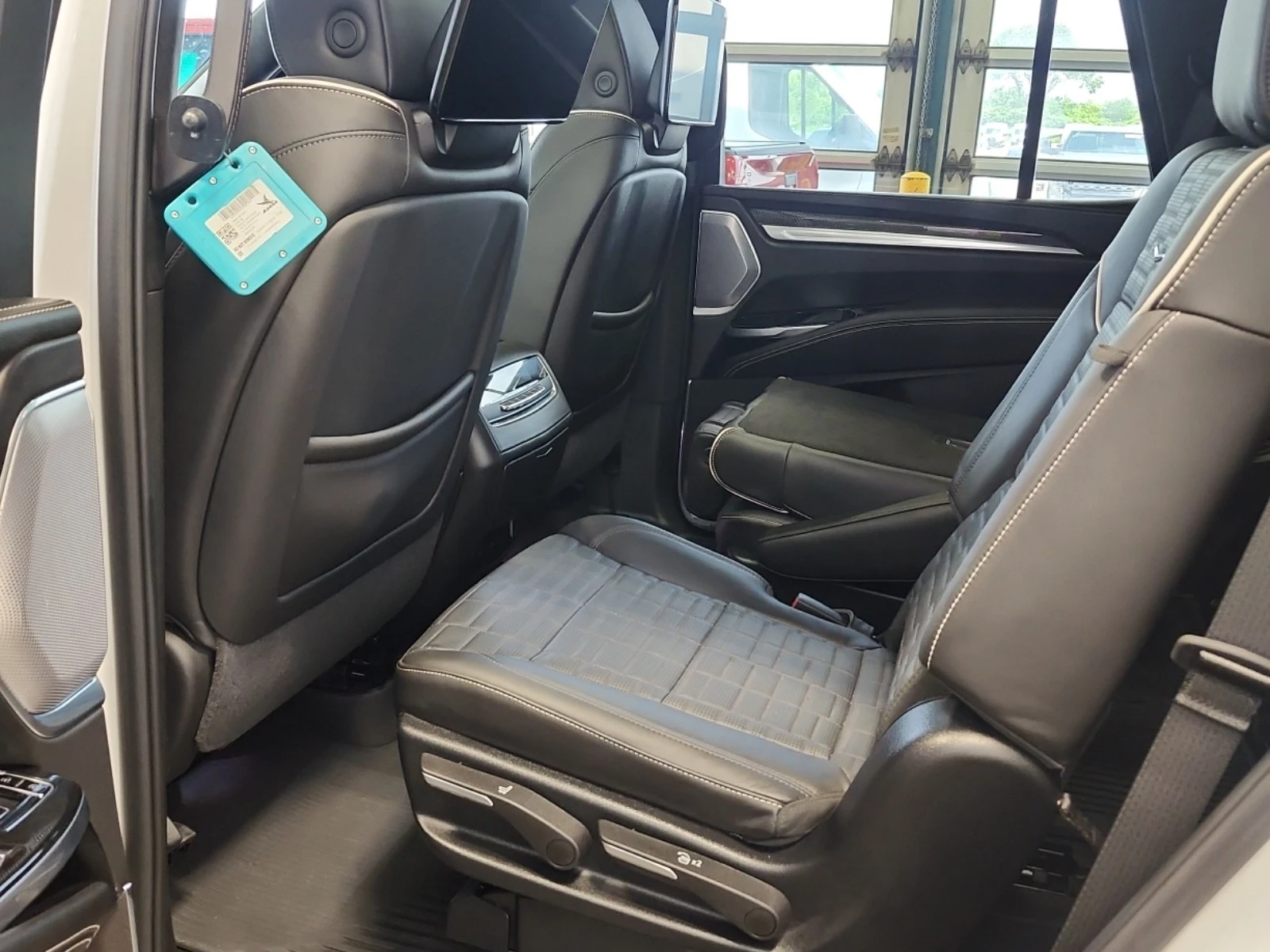 Cadillac Escalade 6.2L 8cyl AWD | Mobile.bg � ����������� 11