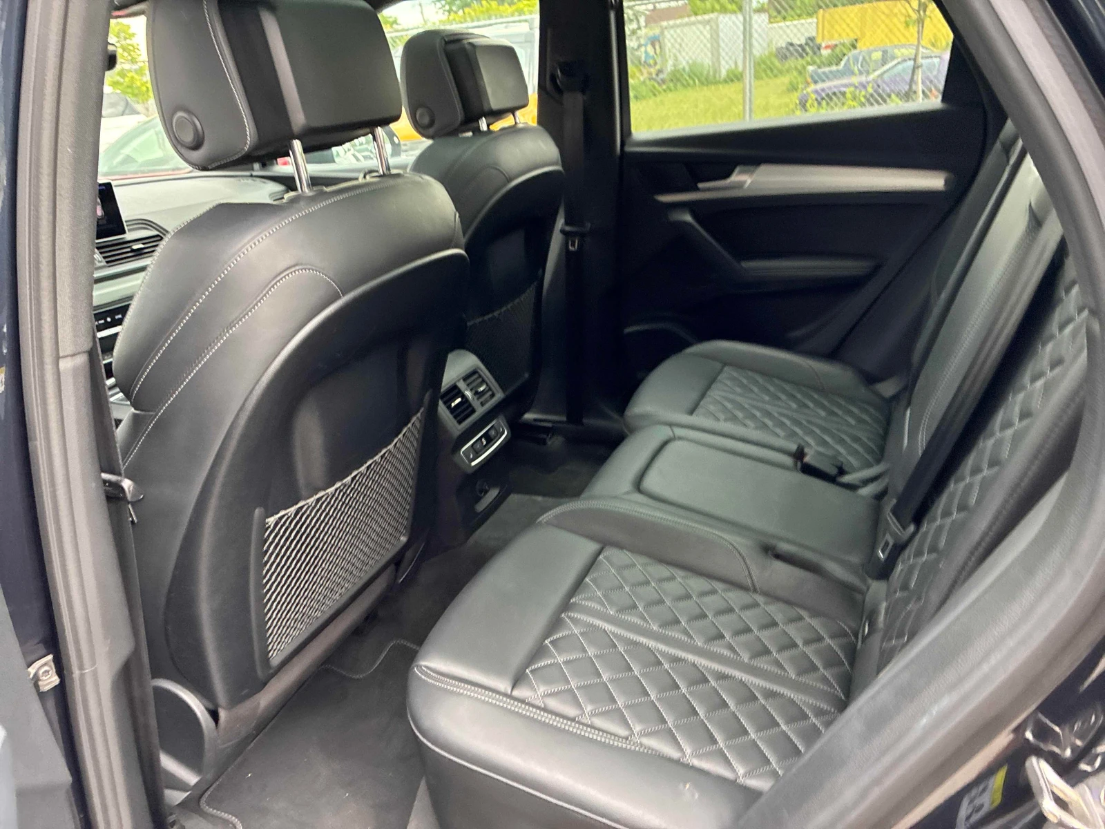 Audi SQ5 V6T * TECHNIK * 360 CAMERA * CARFAX * , снимка 13 - Автомобили и джипове - 55199932