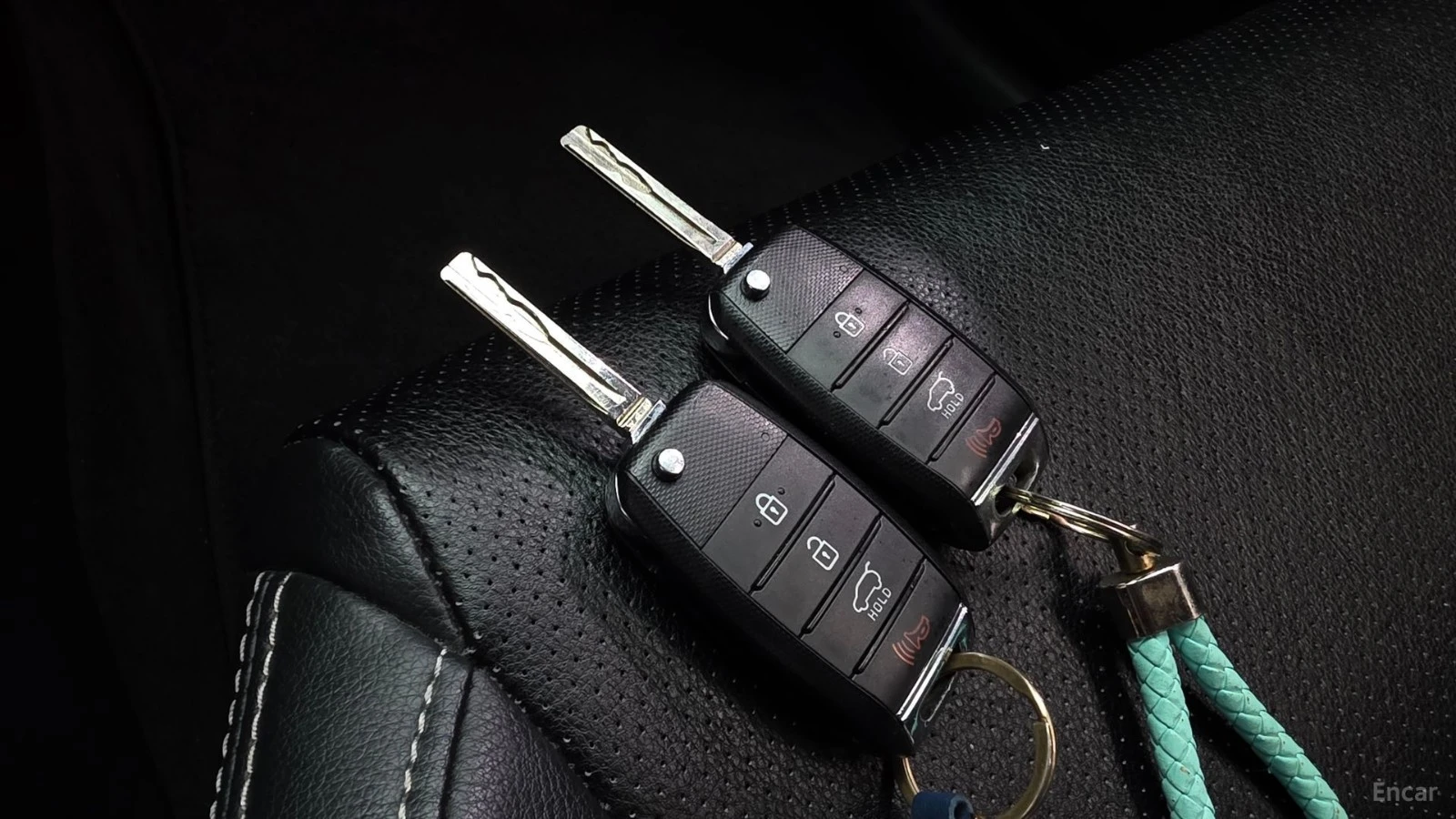 Kia Sportage 2WD* КОЖА* НАВИ* КАМЕРА, снимка 16 - Автомобили и джипове - 55564737