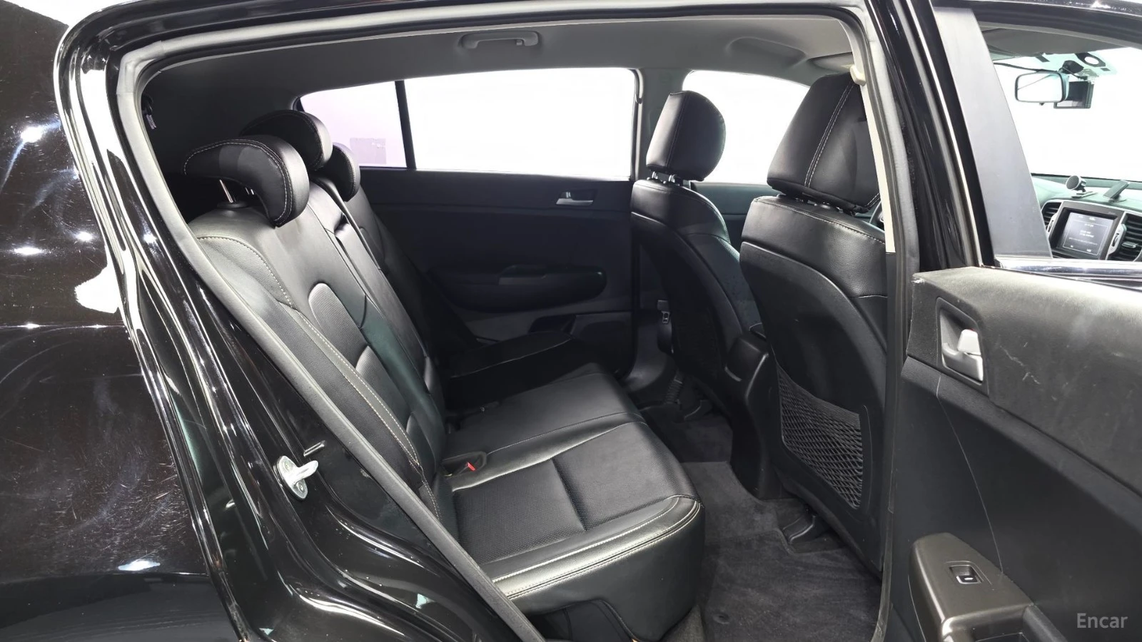Kia Sportage 2WD* КОЖА* НАВИ* КАМЕРА, снимка 10 - Автомобили и джипове - 55564737