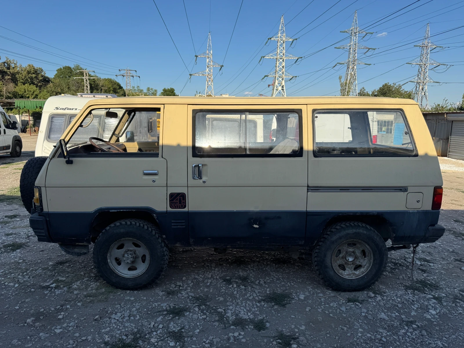 Mitsubishi L200 L300 2.0 4x4, снимка 6 - Автомобили и джипове - 55839307