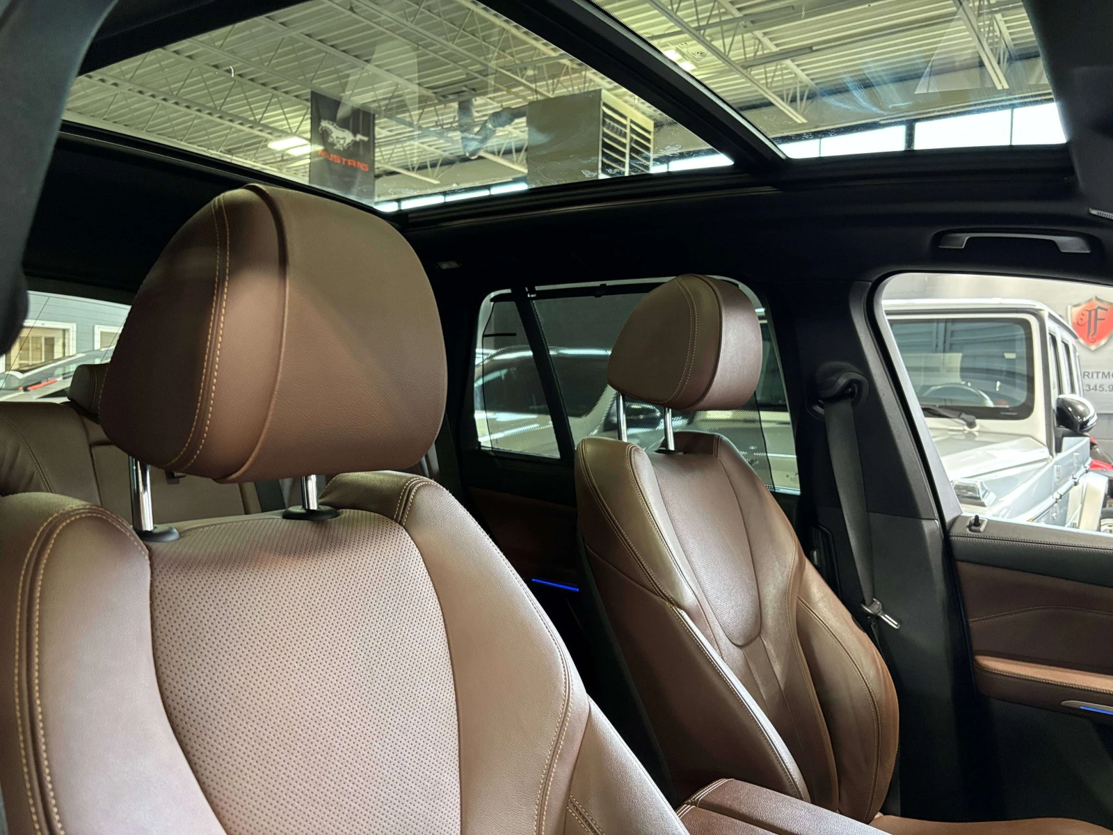 BMW X5 * 40i xDrive| AWD| CLUSTERNAV| BROWNSEATS| WOOD| , снимка 14 - Автомобили и джипове - 55899375