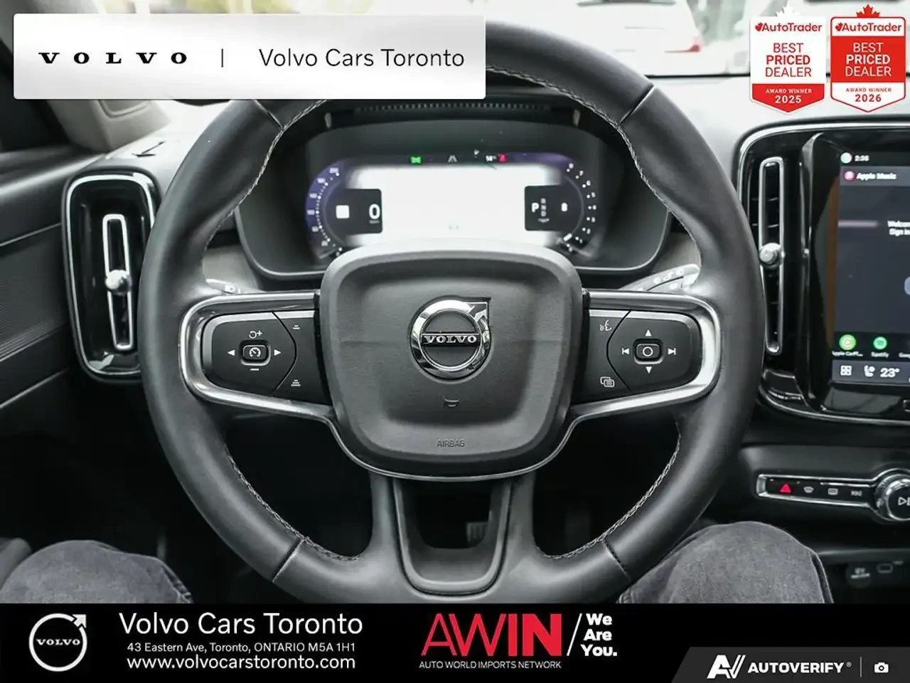 Volvo XC40 Plus Dark Theme All Wheel Drive, снимка 14 - Автомобили и джипове - 56564866