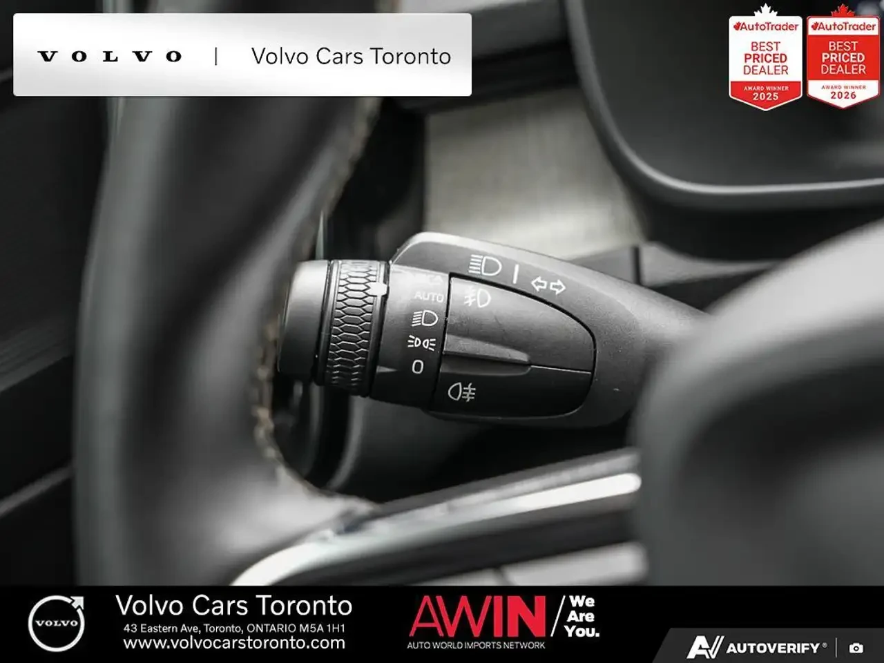 Volvo XC40 Plus Dark Theme All Wheel Drive, снимка 16 - Автомобили и джипове - 56564866