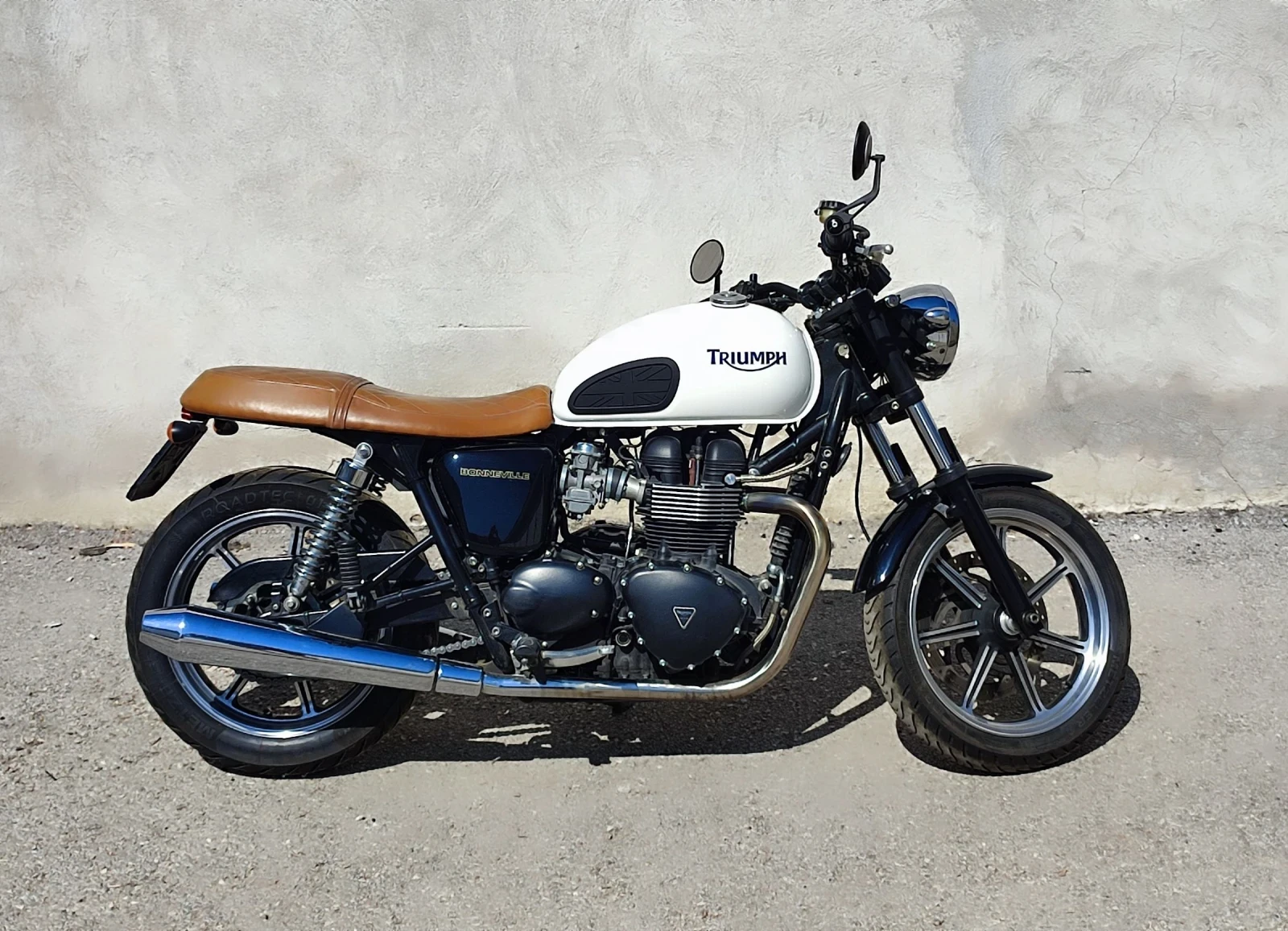 Triumph Bonneville T100i SE - изображение 6