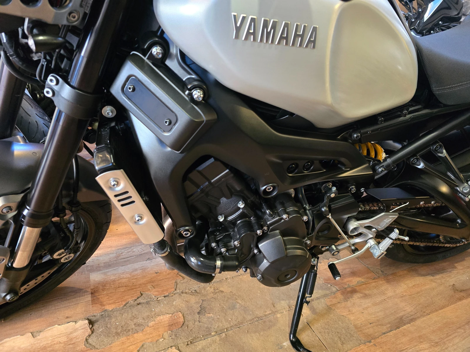 Yamaha XSR900 ABS NEW-2087km!!! . 2-35 kw! | Mobile.bg   11