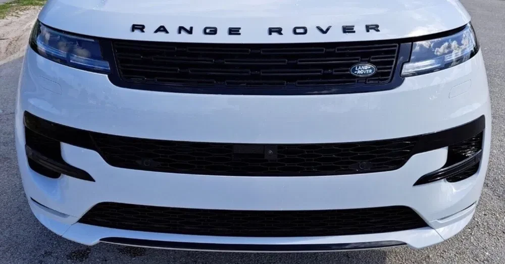 Предна броня за Рейндж Ровър Спорт Range Rover Sport 2023 година
