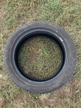 Гуми Зимни 225/50R18, снимка 6