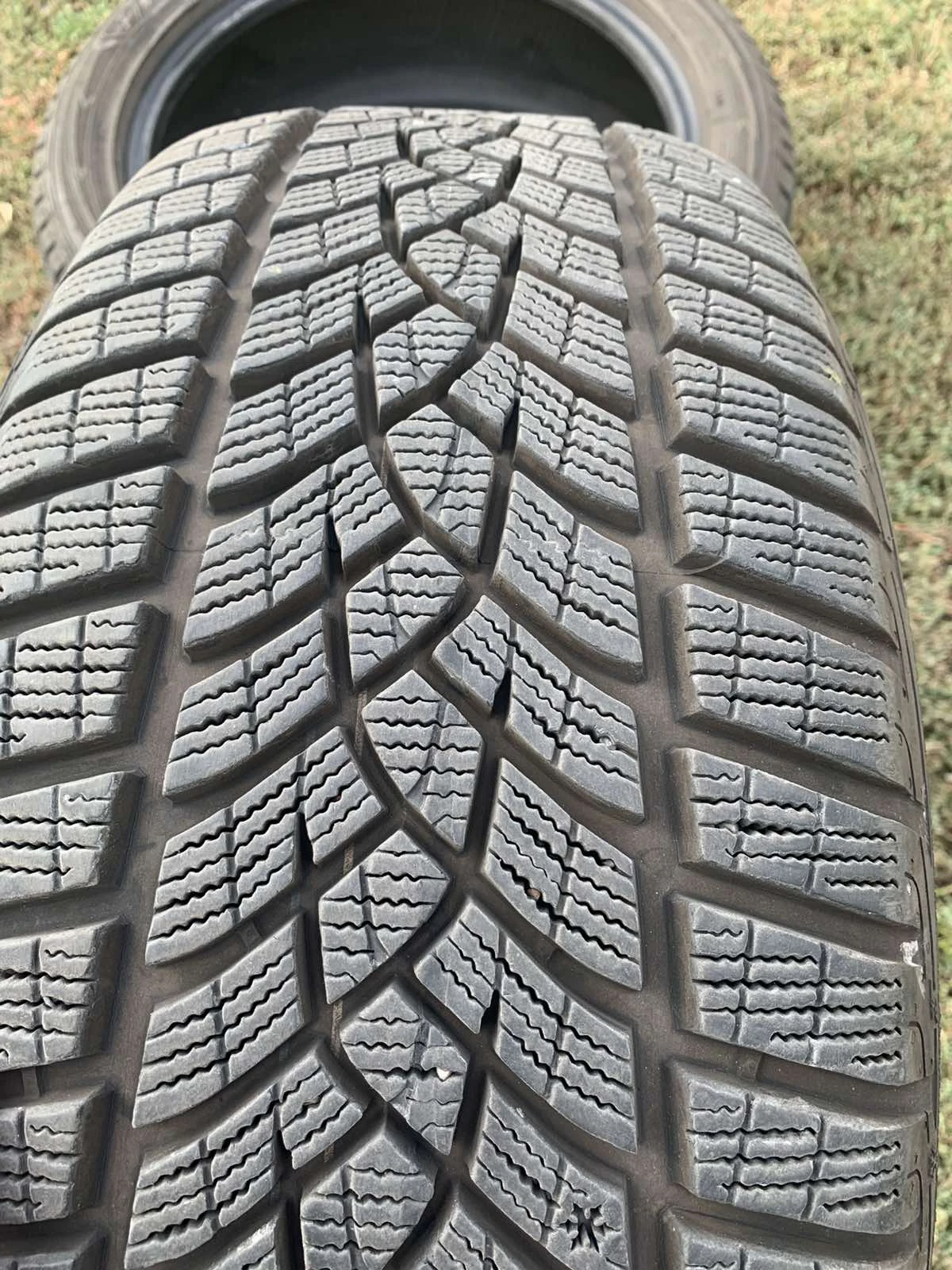 ���� 225/50R18 | Mobile.bg � ����������� 3