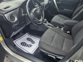Toyota Auris 1.8 HYBRID, снимка 9