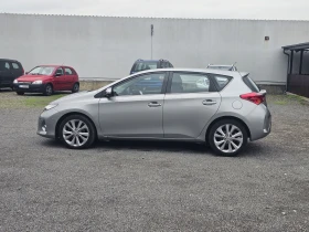Toyota Auris 1.8 HYBRID, снимка 5
