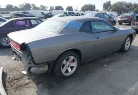 Dodge Challenger SXT, снимка 7