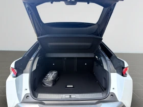 Peugeot 3008 GT EXCLUSIVE 1.2 145 HYBRID Гаранция до 02.2031 г. - 37900 € / 74125.96 лв. - 22452899 13