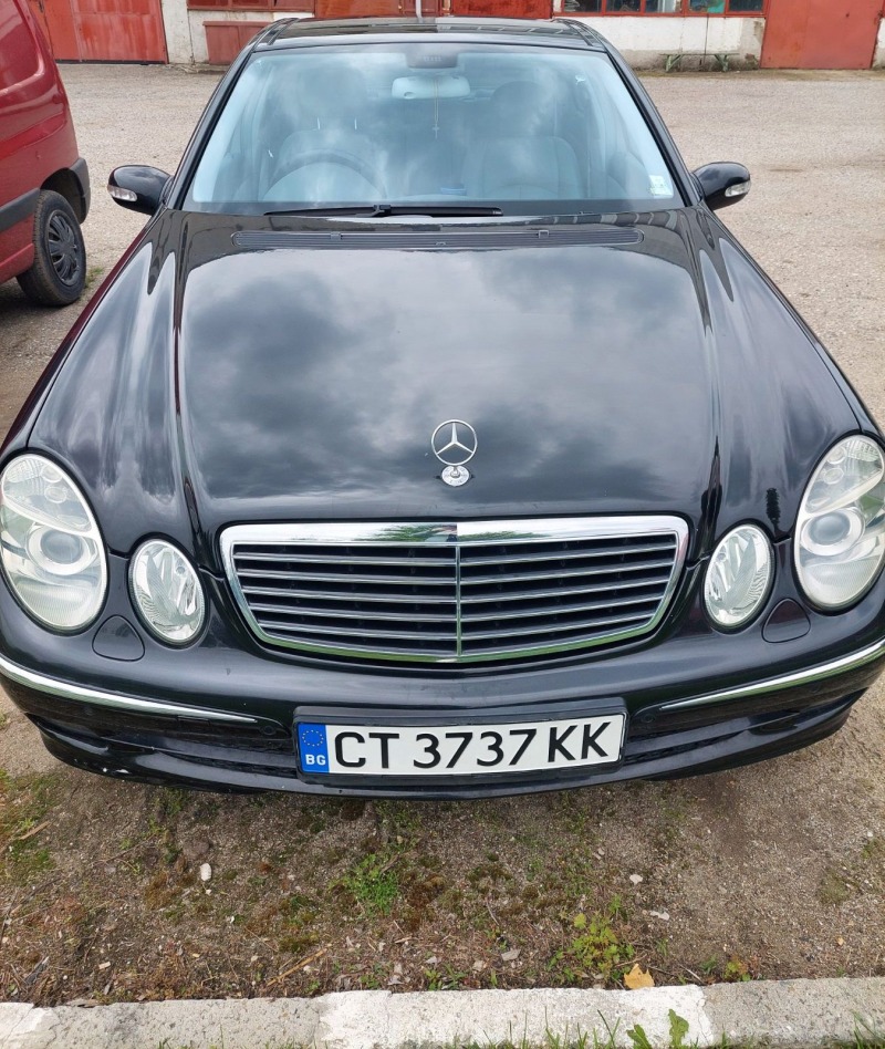 Mercedes-Benz E 320, снимка 1 - Автомобили и джипове - 45780074